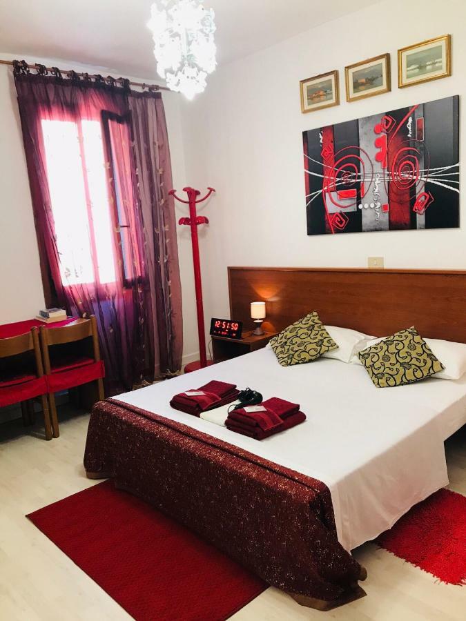 Venice Rainbow Hotel Екстериор снимка