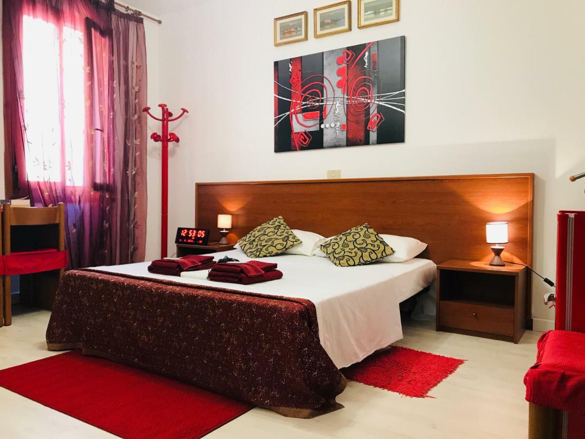 Venice Rainbow Hotel Екстериор снимка